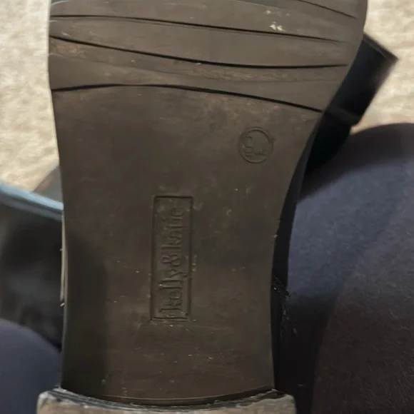 Kelly and Katie Black size 9 Knee High Boots - Picture 6 of 6